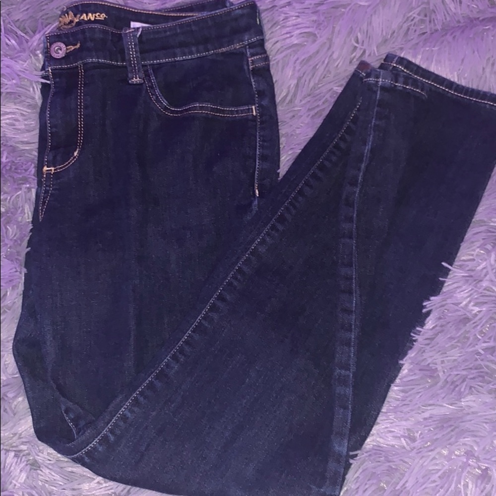 Blue skinny jeans